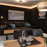 Wellness House Oase Mit Whirlpool 蒂门多弗施特兰德